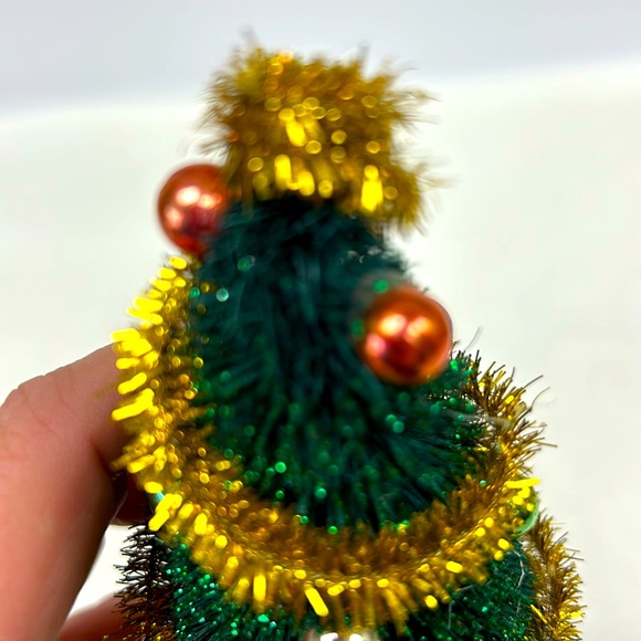 Vintage set of two 6”decorated bottle brush trees by LEMAX - Picture 7 of 8